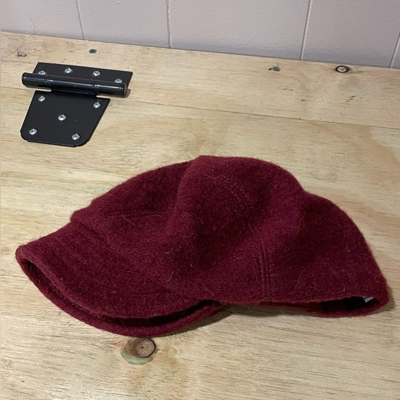 Italian Wool Cap Hat - Picture 3 of 4